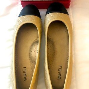 VANELI SERENE flat shoes. Worn once and unable to wear at this time. Non-smoker